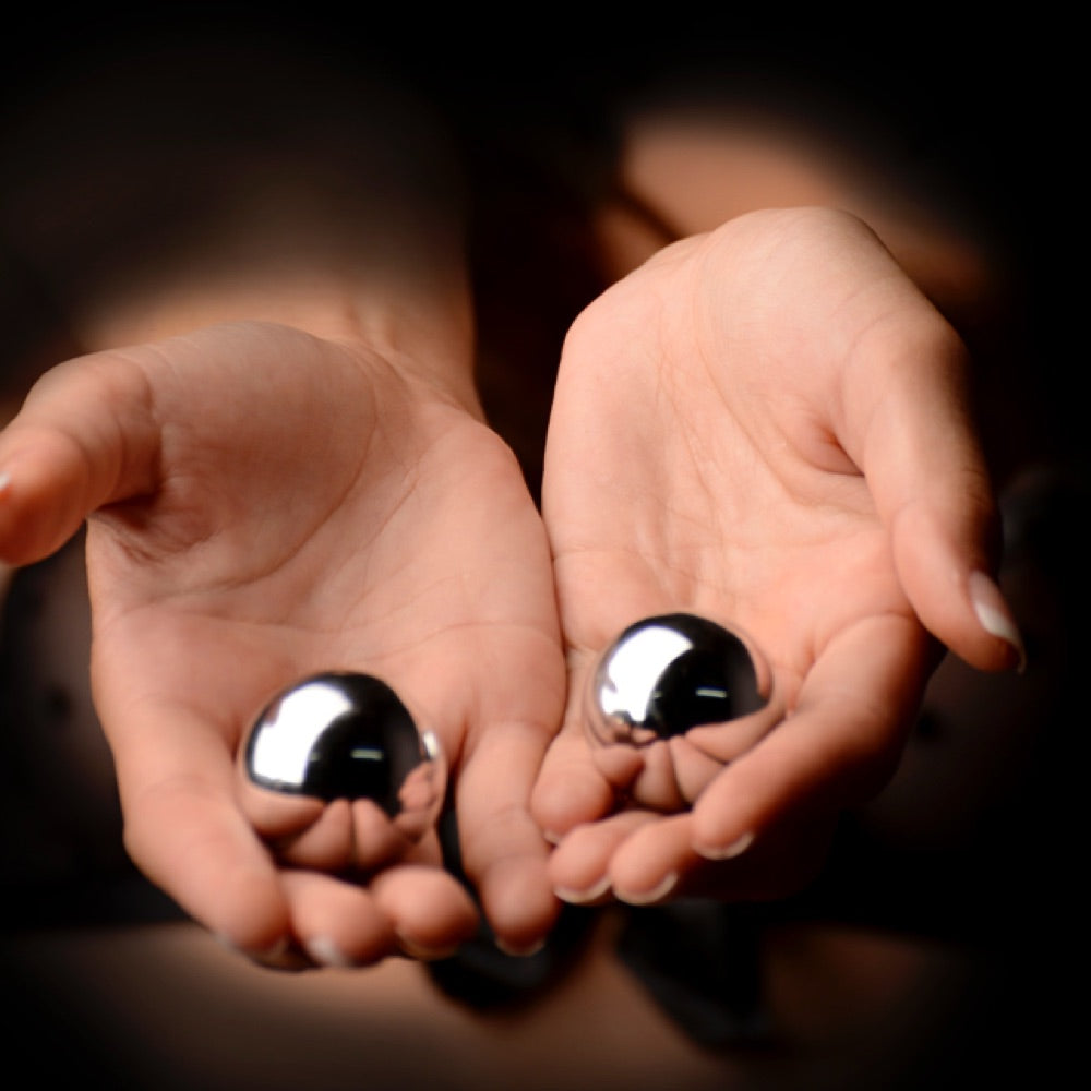 Sir's Silvered Geisha Balls