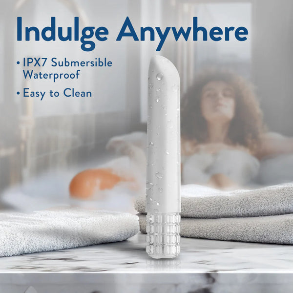 Oh My Gem Bold Rechargeable Vibrator with RumboTech™ Technology - Diamond