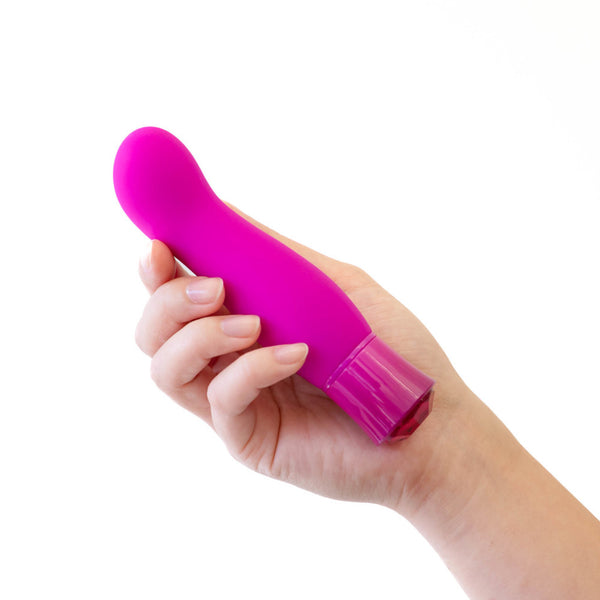 Blush Novelties Oh My Gem Exclusive Tourmaline Rechargeable Warming Vibrator - Extreme Toyz Singapore - https://extremetoyz.com.sg - Sex Toys and Lingerie Online Store - Bondage Gear / Vibrators / Electrosex Toys / Wireless Remote Control Vibes / Sexy Lingerie and Role Play / BDSM / Dungeon Furnitures / Dildos and Strap Ons &nbsp;/ Anal and Prostate Massagers / Anal Douche and Cleaning Aide / Delay Sprays and Gels / Lubricants and more...