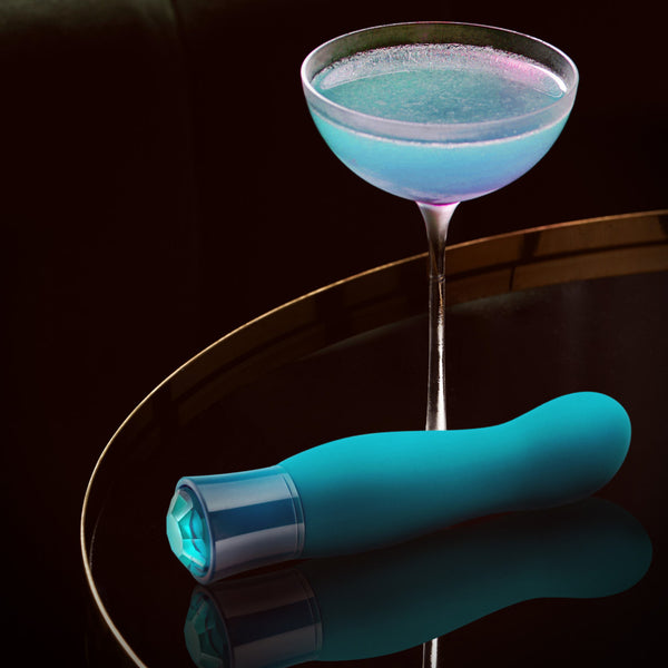 Blush Novelties Oh My Gem Fierce Blue Topaz Rechargeable Warming Vibrator - Extreme Toyz Singapore - https://extremetoyz.com.sg - Sex Toys and Lingerie Online Store - Bondage Gear / Vibrators / Electrosex Toys / Wireless Remote Control Vibes / Sexy Lingerie and Role Play / BDSM / Dungeon Furnitures / Dildos and Strap Ons &nbsp;/ Anal and Prostate Massagers / Anal Douche and Cleaning Aide / Delay Sprays and Gels / Lubricants and more...