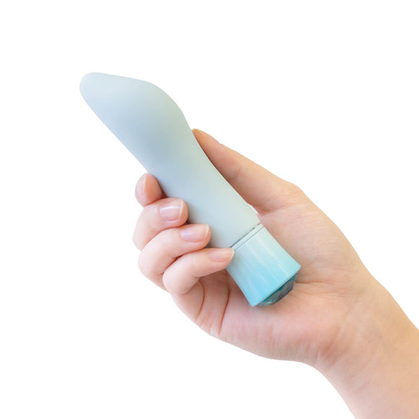 Blush Novelties Oh My Gem Ardor Aquamarine Rechargeable Warming Vibrator - Extreme Toyz Singapore - https://extremetoyz.com.sg - Sex Toys and Lingerie Online Store - Bondage Gear / Vibrators / Electrosex Toys / Wireless Remote Control Vibes / Sexy Lingerie and Role Play / BDSM / Dungeon Furnitures / Dildos and Strap Ons &nbsp;/ Anal and Prostate Massagers / Anal Douche and Cleaning Aide / Delay Sprays and Gels / Lubricants and more...