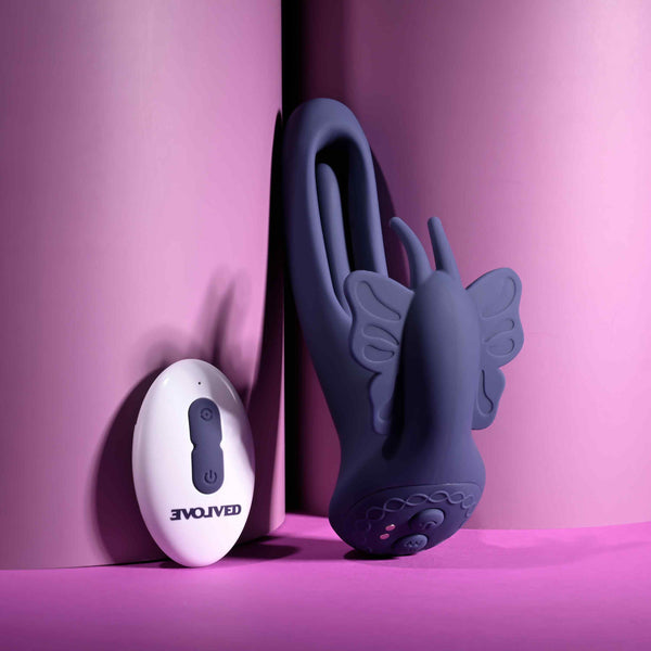 Lord of the Wings 10-Function Rechargeable Flicking Remote-Control G-Spot Vibrator