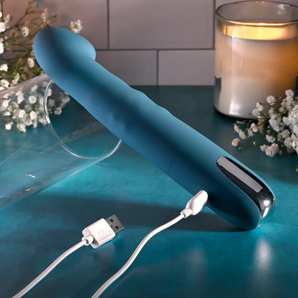 Queen of All Trades Rechargeable Thrusting Vibrator