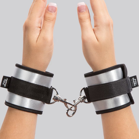 Fifty Shades of Grey Collection: Totally His Soft Handcuffs