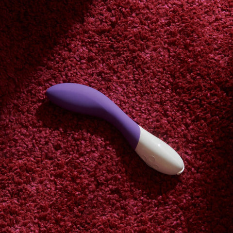 LELO Mona 2 Rechargeable G-Spot Stimulator - Extreme Toyz Singapore - https://extremetoyz.com.sg - Sex Toys and Lingerie Online Store - Bondage Gear / Vibrators / Electrosex Toys / Wireless Remote Control Vibes / Sexy Lingerie and Role Play / BDSM / Dungeon Furnitures / Dildos and Strap Ons  / Anal and Prostate Massagers / Anal Douche and Cleaning Aide / Delay Sprays and Gels / Lubricants and more...