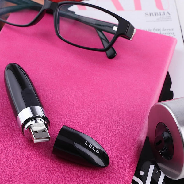 LELO Mia 2 USB-Lipstick Clitoral Vibe (2 Colours Available) - Extreme Toyz Singapore - https://extremetoyz.com.sg - Sex Toys and Lingerie Online Store - Bondage Gear / Vibrators / Electrosex Toys / Wireless Remote Control Vibes / Sexy Lingerie and Role Play / BDSM / Dungeon Furnitures / Dildos and Strap Ons  / Anal and Prostate Massagers / Anal Douche and Cleaning Aide / Delay Sprays and Gels / Lubricants and more...