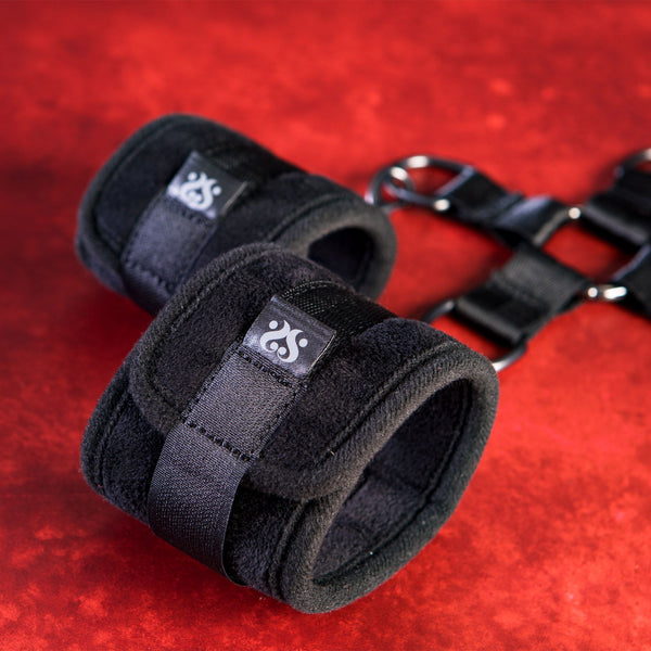 Hog Tied and Satisfied Hog Tie & Cuff Set