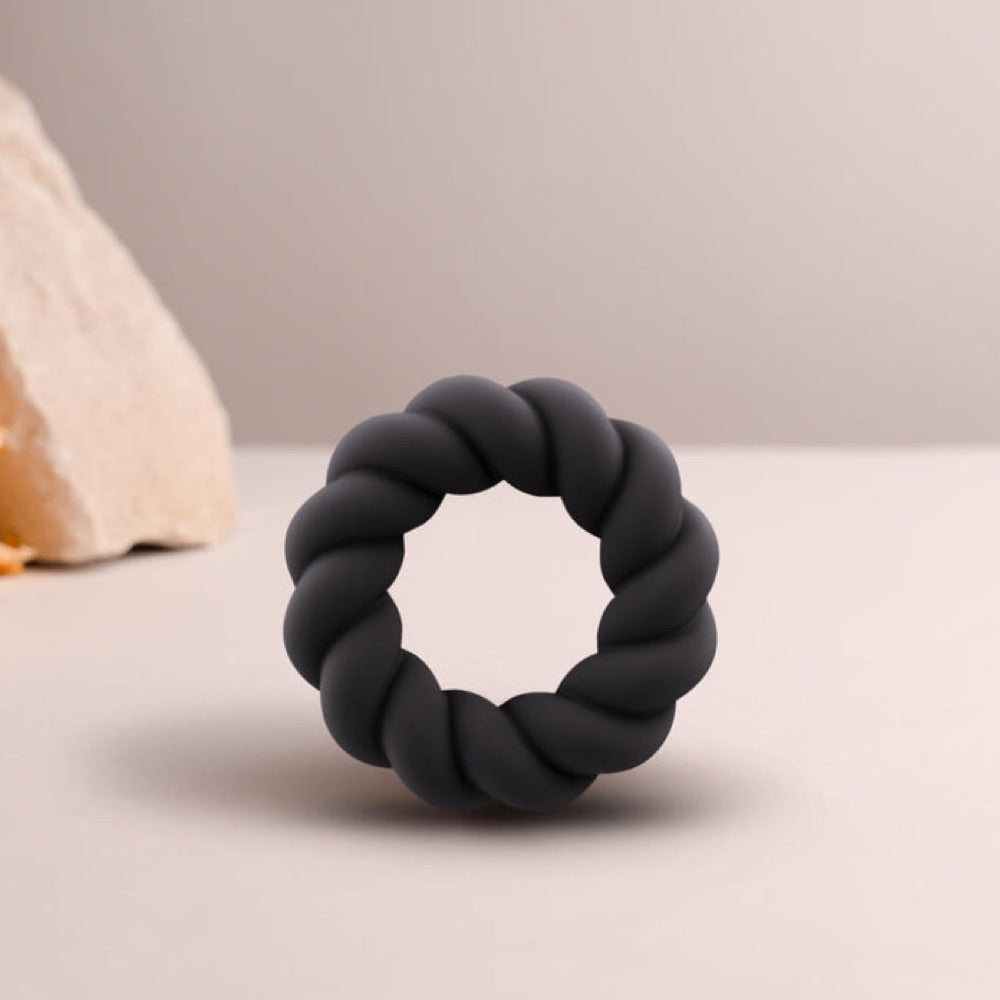 Rocks-Off Twist Silicone Cock Ring - Extreme Toyz Singapore - https://extremetoyz.com.sg - Sex Toys and Lingerie Online Store - Bondage Gear / Vibrators / Electrosex Toys / Wireless Remote Control Vibes / Sexy Lingerie and Role Play / BDSM / Dungeon Furnitures / Dildos and Strap Ons &nbsp;/ Anal and Prostate Massagers / Anal Douche and Cleaning Aide / Delay Sprays and Gels / Lubricants and more...