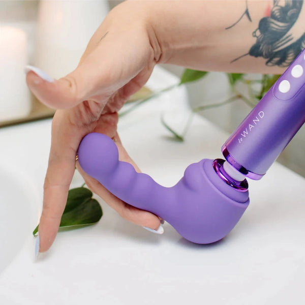 Petite Wand Ripple Weighted Silicone Attachment