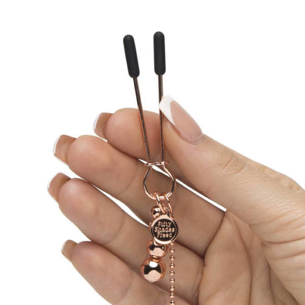 Fifty Shades of Grey Freed Collection: All Sensation Nipple and Clitoral Chain - Extreme Toyz Singapore - https://extremetoyz.com.sg - Sex Toys and Lingerie Online Store