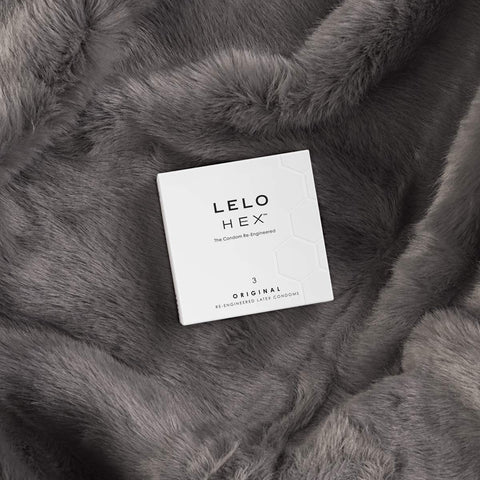 LELO Hex Original Condoms 3 Pack - Extreme Toyz Singapore - https://extremetoyz.com.sg - Sex Toys and Lingerie Online Store - Bondage Gear / Vibrators / Electrosex Toys / Wireless Remote Control Vibes / Sexy Lingerie and Role Play / BDSM / Dungeon Furnitures / Dildos and Strap Ons  / Anal and Prostate Massagers / Anal Douche and Cleaning Aide / Delay Sprays and Gels / Lubricants and more...